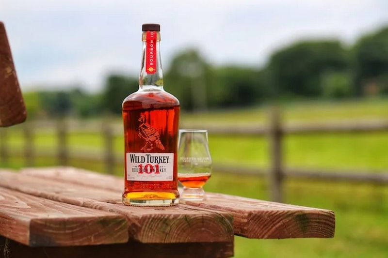 Бурбон Wild Turkey 101 і 81